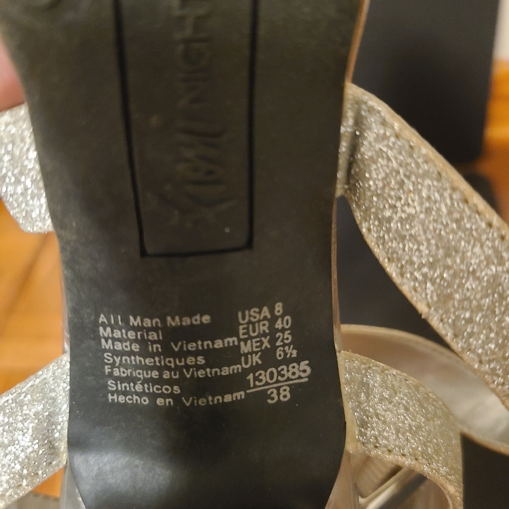 Pumps - Picture 6 of 6